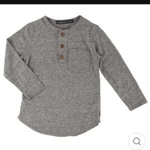 New Miki Miette Heather Grey Long Sleeve T-Shirt Henley Sz 12 mo